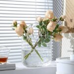 Flower glass bag vase in clear handbag shape